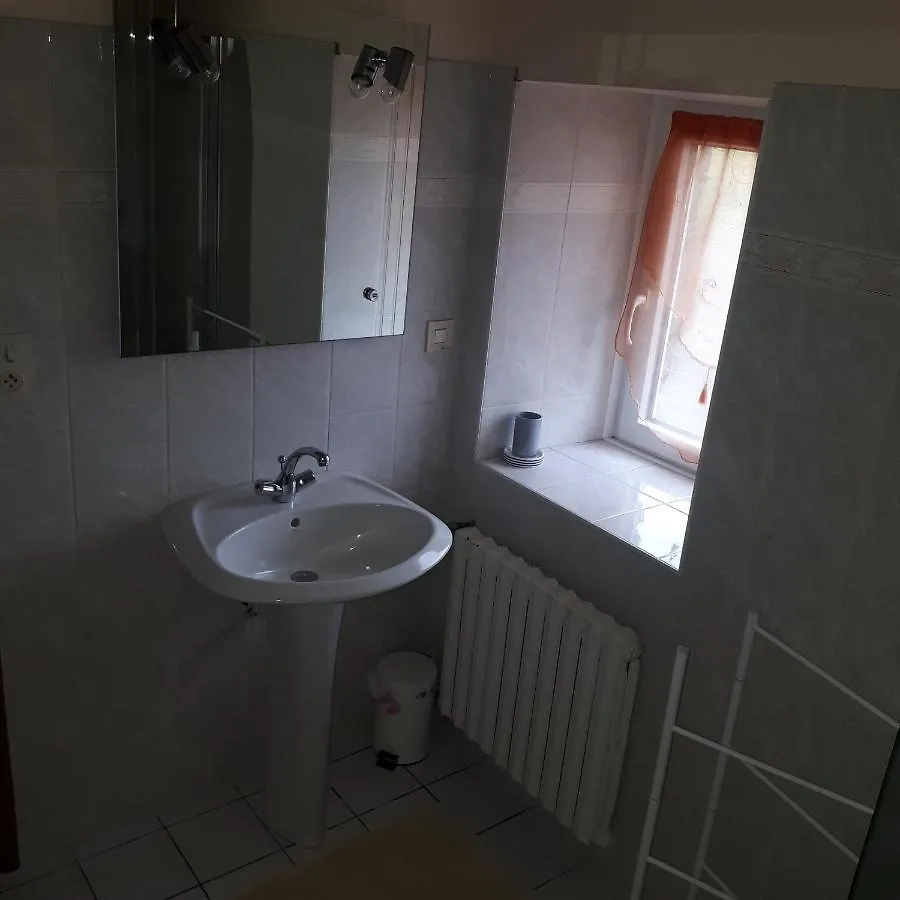 Ty Kreiz Villa Saint-Segal 0*,  France