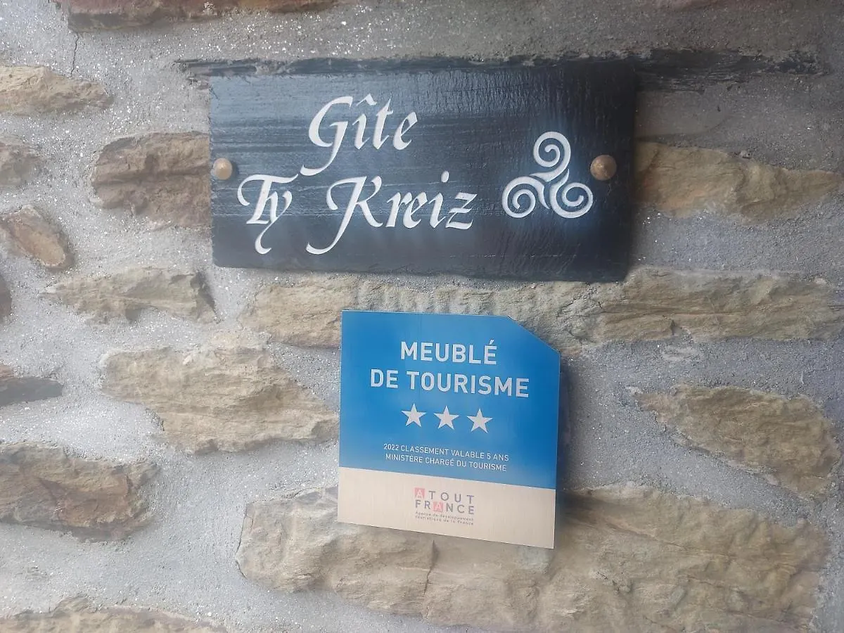 Ty Kreiz Villa Saint-Segal Holiday home