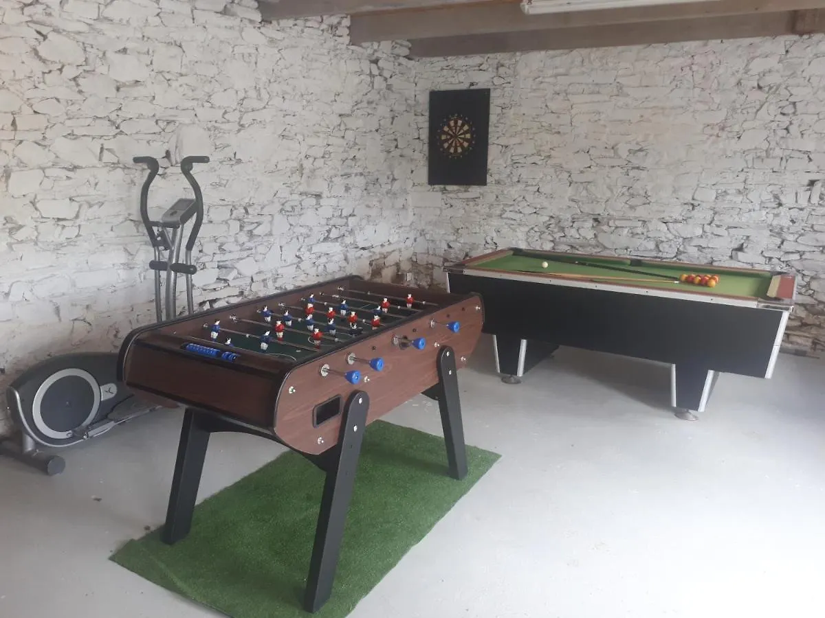 Holiday home Ty Kreiz Villa Saint-Segal France